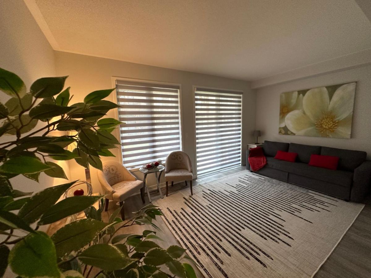 Modern Townhouse, Vaughan, Ontario, Canada Zewnętrze zdjęcie